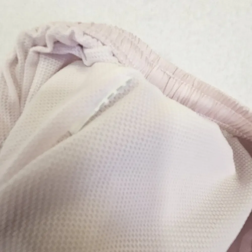 Athleta Girl Daybreak Jogger XL 14 Pink Athleisure Mesh Lined Crinkle Nylon Pant